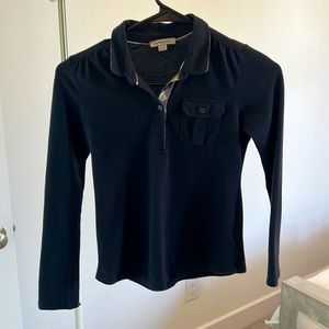 Dark navy with Burberry check collar blouse. Perfect to complete any outfit.